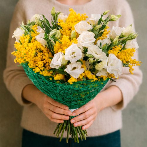 Флористический букет «Чарующий шарм»